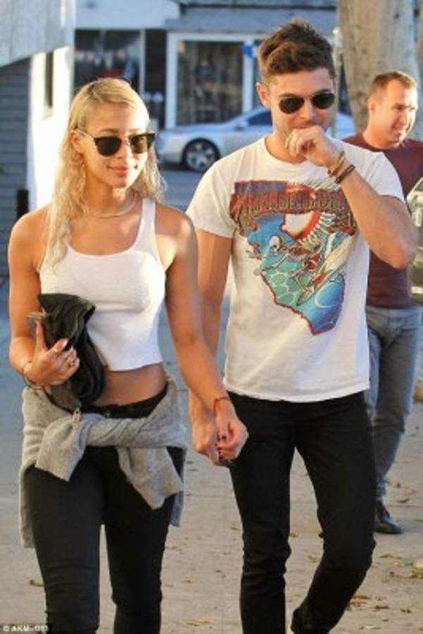 Zac Efron rompe con su novia y esta fue su venganza tras la ruptura