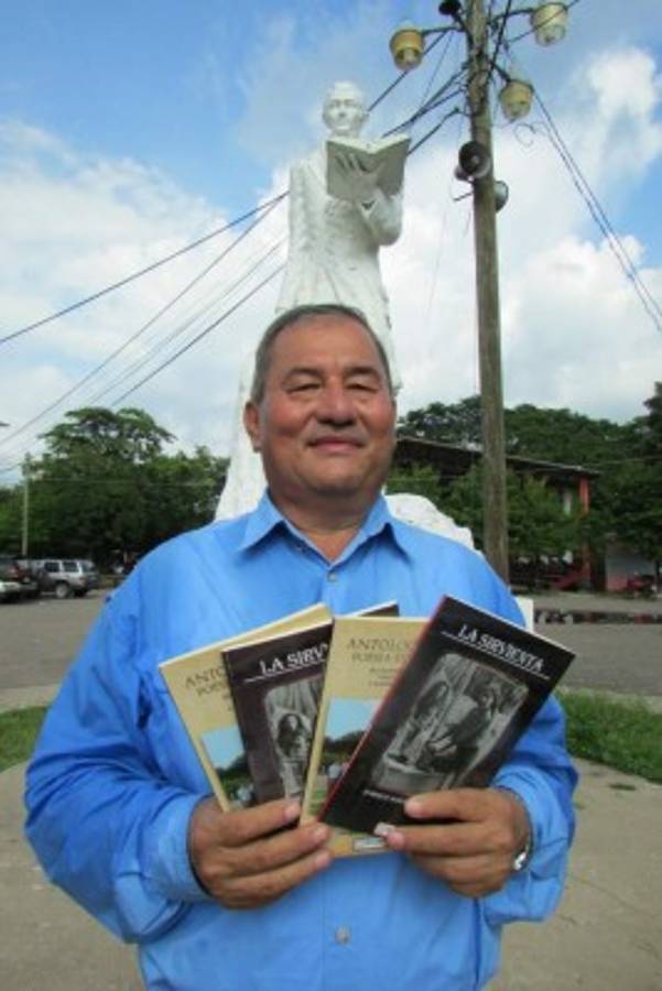 La literatura en el sur es como sembrar en el desierto del Sahara