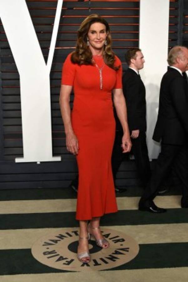 Jenner genera polémica entre comunidad transexual por preferencias políticas &nbsp;&nbsp;