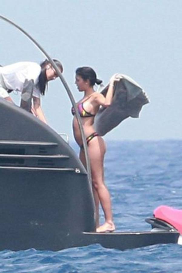 Georgina Rodríguez luce 'pancita' y regresan los rumores de embarazo