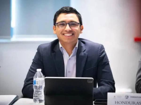 Fausto Cálix, director de la Administración Aduanera durante el gobierno de Xiomara Castro.