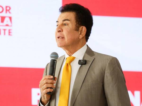 Salvador Nasralla, candidato presidencial del Partido Liberal.