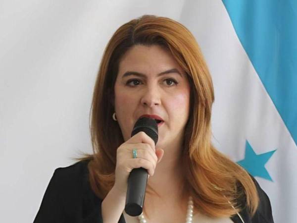 Cossette López asegura que su caso ha pasado de ataques políticos a una amenaza real contra su vida.