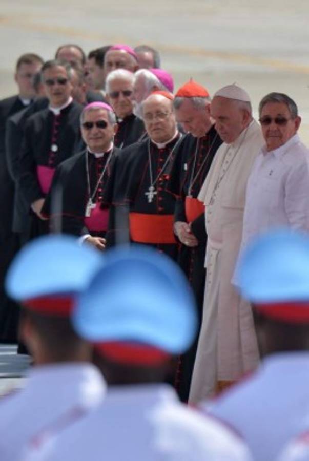 Papa Francisco deja Cuba y viaja rumbo a EE UU