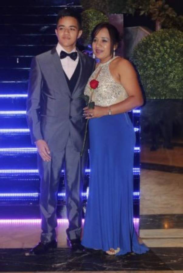 Prom generación 2019 de CEAD Christian School, una noche para recordar