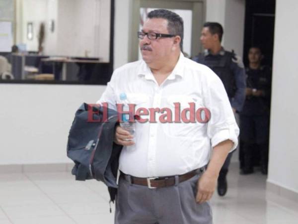 Óscar Kilgore llegó este viernes a los tribunales de justicia de San Pedro Sula.