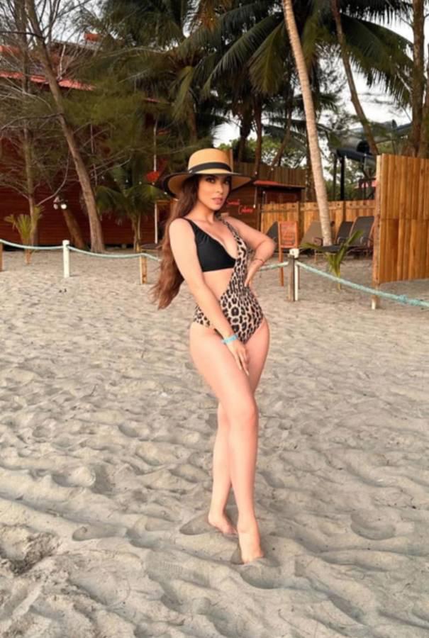 Novia de jugador de la Liga Nacional enciende el verano con sus fotos en la playa