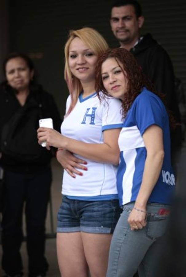Honduras cae 2-0 ante Turquía en amistoso camino al Mundial-2014