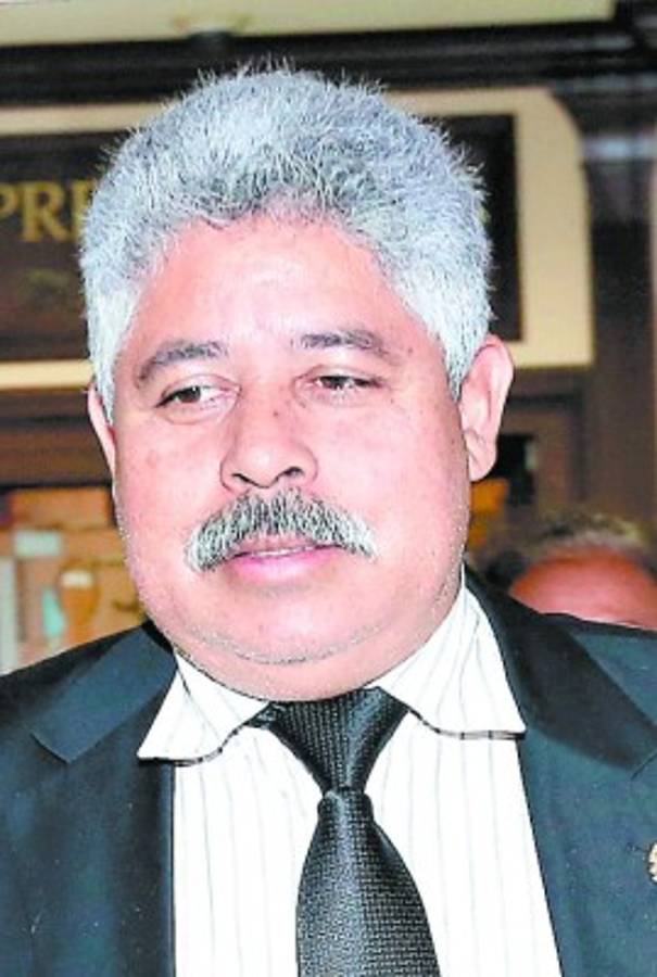 Ham hizo fraude para seguir en la UD