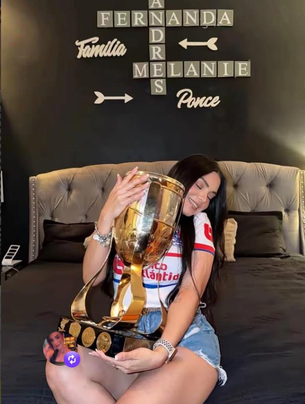 Fernanda Osorio, la bella y fiel aficionada del Olimpia: No me gusta ver partidos por la TV