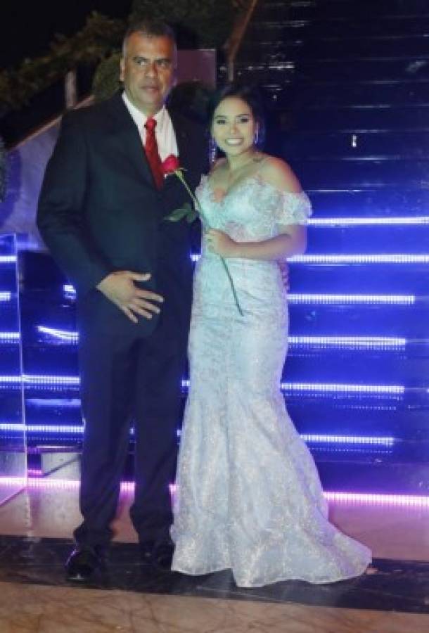 Prom generación 2019 de CEAD Christian School, una noche para recordar