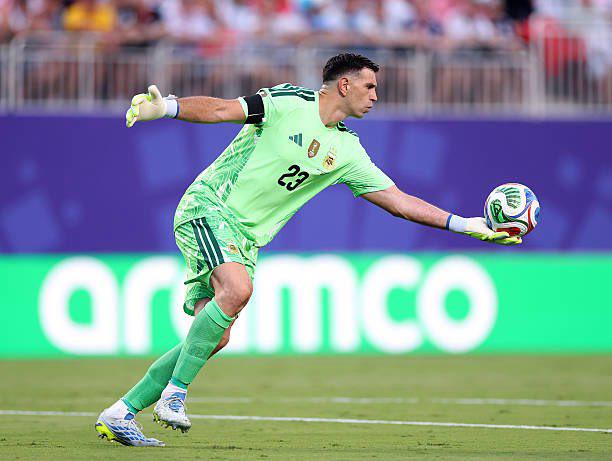 Revelan los 'trucos sucios' que utiliza el 'Dibu' Martínez con Argentina en el Mundial