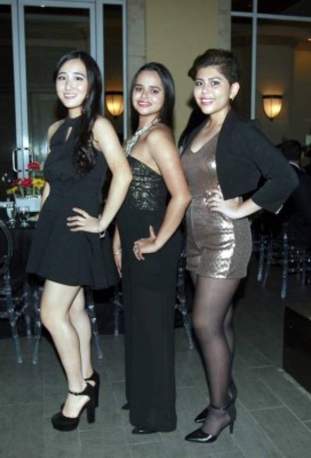 Seniors de la Macris compartieron juntos antes de graduarse