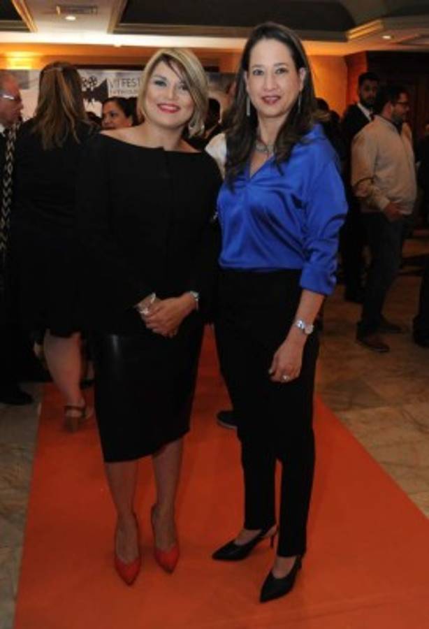 Elegante coctel para festejar el séptimo arte