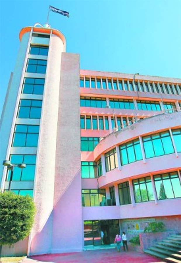 Estricto control aplicarán en el servicio exterior