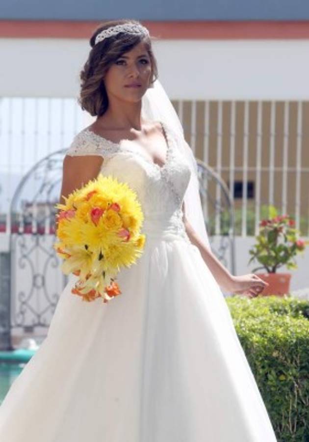 Tradición y elegancia en el altar