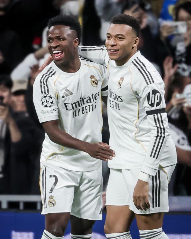 Vinicius pone el Bernabéu a sus pies, polémica del VAR y Bellingham sorprende en show de Real Madrid