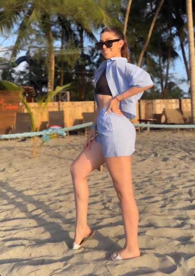 Novia de jugador de la Liga Nacional enciende el verano con sus fotos en la playa