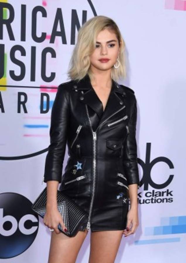 Así luce ahora la guapa Selena Gómez. Foto AFP