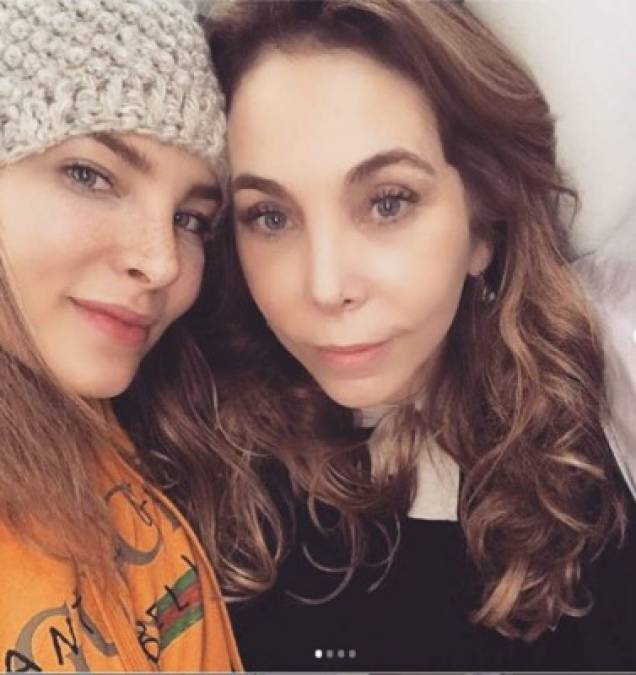 FOTOS: Belinda presume en redes sociales a su guapa y joven madre