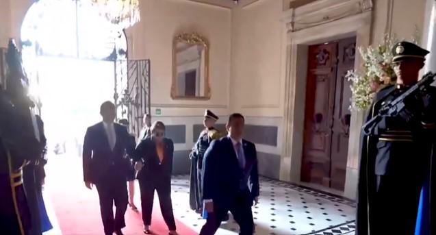El look que lució la presidenta Xiomara Castro en la investidura de Bukele