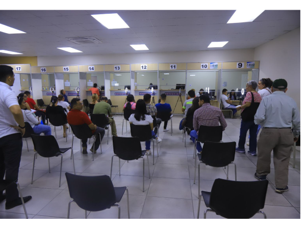 La Unidad Investigativa de EL HERALDO Plus solicitó las cifras de ingreso de chinos al INM