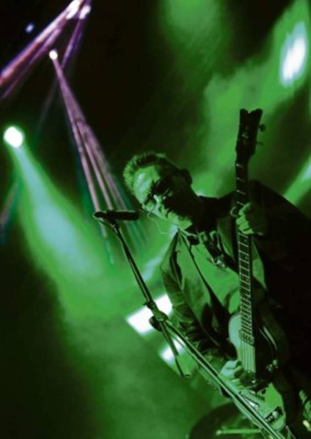 Fiesta de rock viven catrachos con Enanitos Verdes