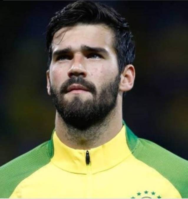 FOTOS: Alisson Becker, el guapo y talentoso portero de la Selección de Brasil