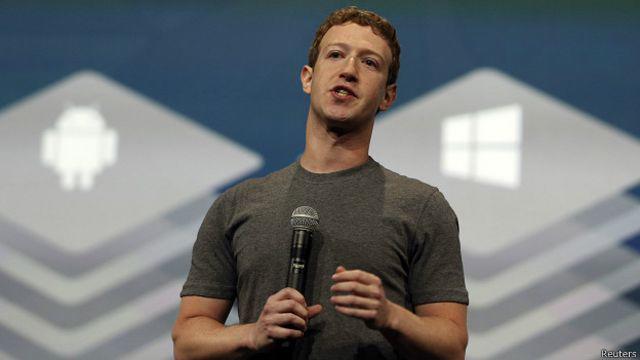 Los amuletos que siempre llevan los famosos para atraer la buena suerte