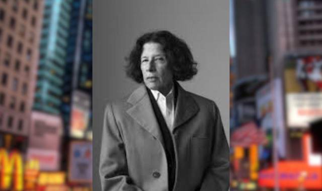 Fran Lebowitz ha dicho que odia a la muchedumbre que llena las calles de Nueva York, pero también reconoce que esa misma gente ha sido un aliciente para su narrativa.