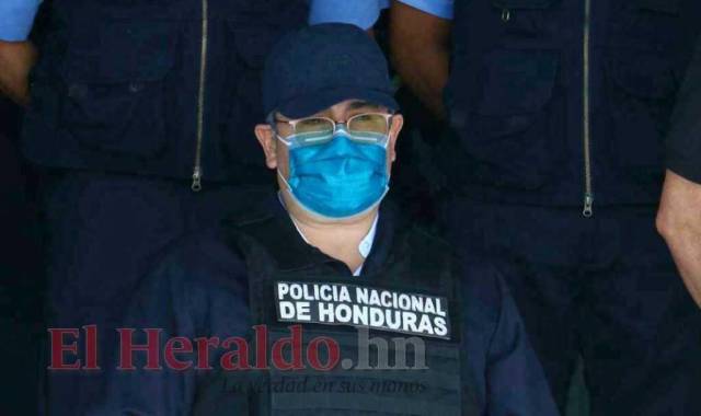 Fotografía del exmandatario hondureño luego de su entrega voluntaria el pasado 15 de febrero.