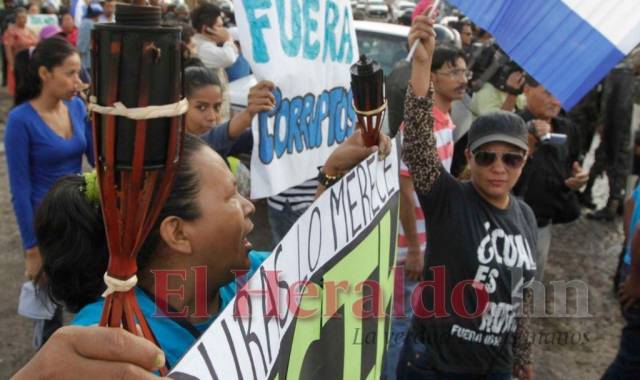 La población hondureña ha solicitado en las calles la instalación de la misión internacional para que indague actos de corrupción.