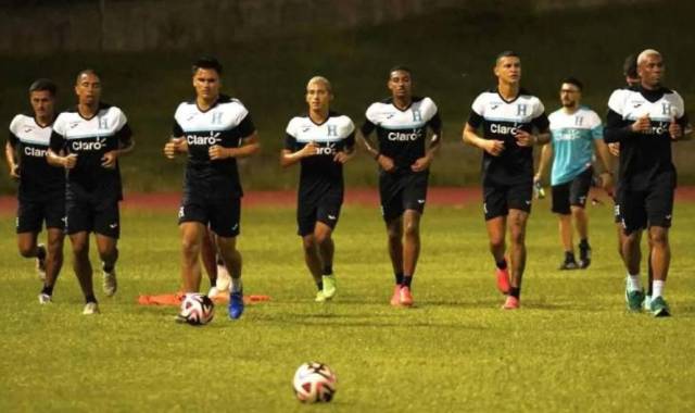 Este es el posible once titular que mandará Reinaldo Rueda para enfrentar a Jamaica en crucial juego de la Nations League de Concacaf.