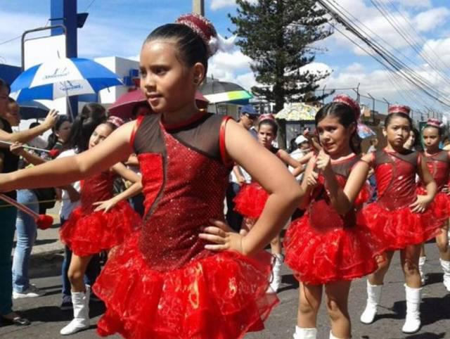 Al menos 55 colegios están listos para honrar a la Patria este 15 de septiembre