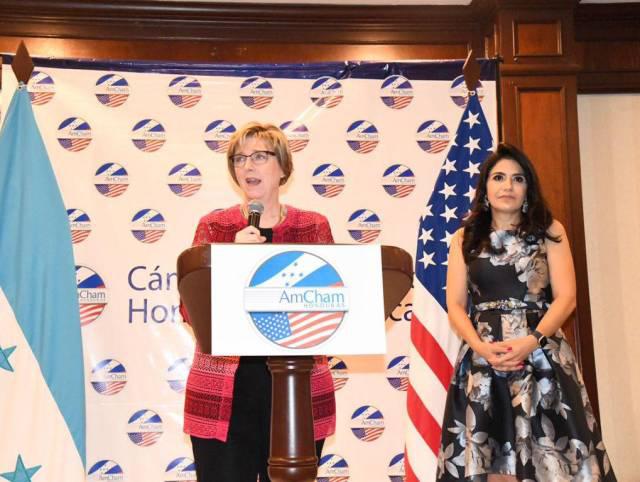 Sin diálogo continuará confrontación diplomática entre Honduras y EE UU, dicen analistas