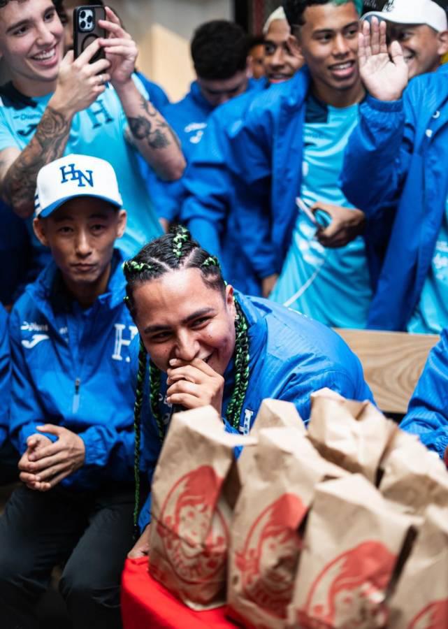 Supremo se reencuentra con su ex y show de portero en conferencia de tiktokers de Honduras y Nicaragua