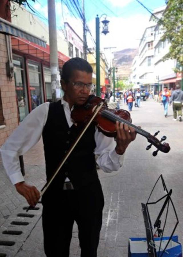 Musical ambiente en el centro de la capital de Honduras