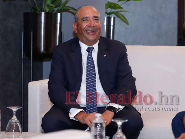 Camilo Atala: “Banca privada debe estar sólida para que sea parte del desarrollo del país”