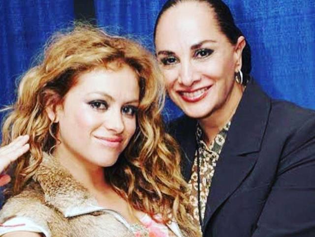 Paulina Rubio tras la muerte de su madre: “Hoy inicia un nuevo ciclo”