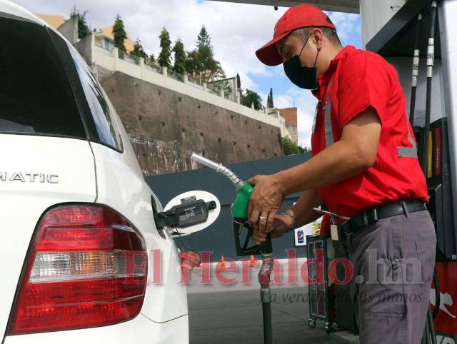 En vigor nueva rebaja para los combustibles en Honduras