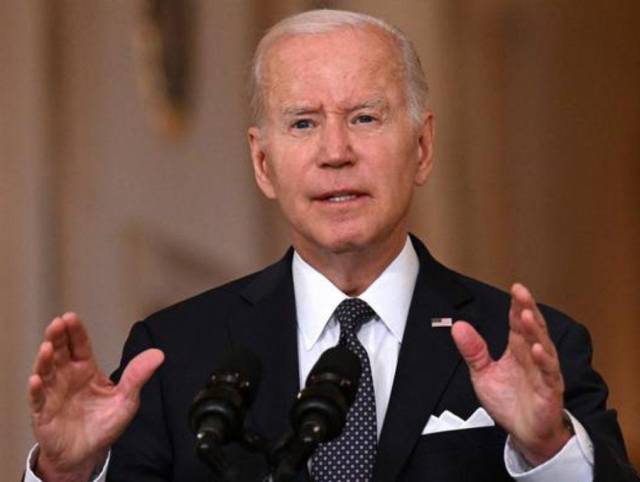 Joe Biden propone suspender impuesto sobre la gasolina por 3 meses en EEUU