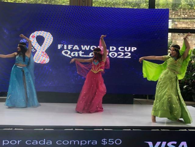 Ficohsa presentó la promoción en un evento lleno de color, música y danza.