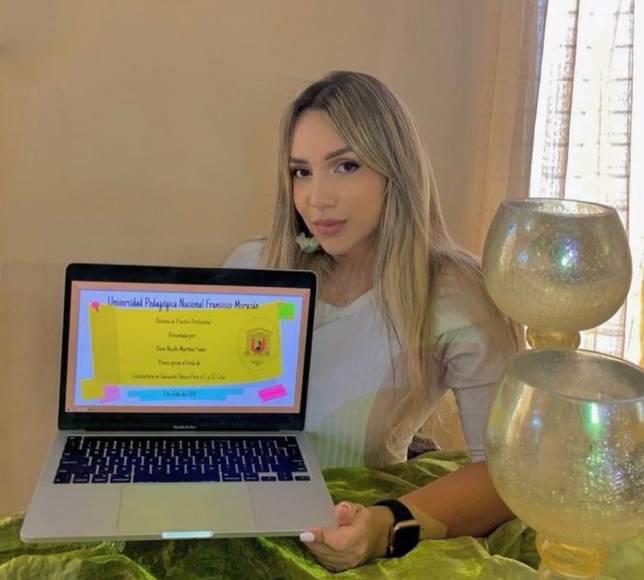 De película: Jugador de Real España propone matrimonio a su novia y esta fue la respuesta (FOTOS)