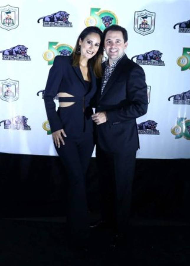 Una noche de recuerdos entre los egresados de la Elvel School