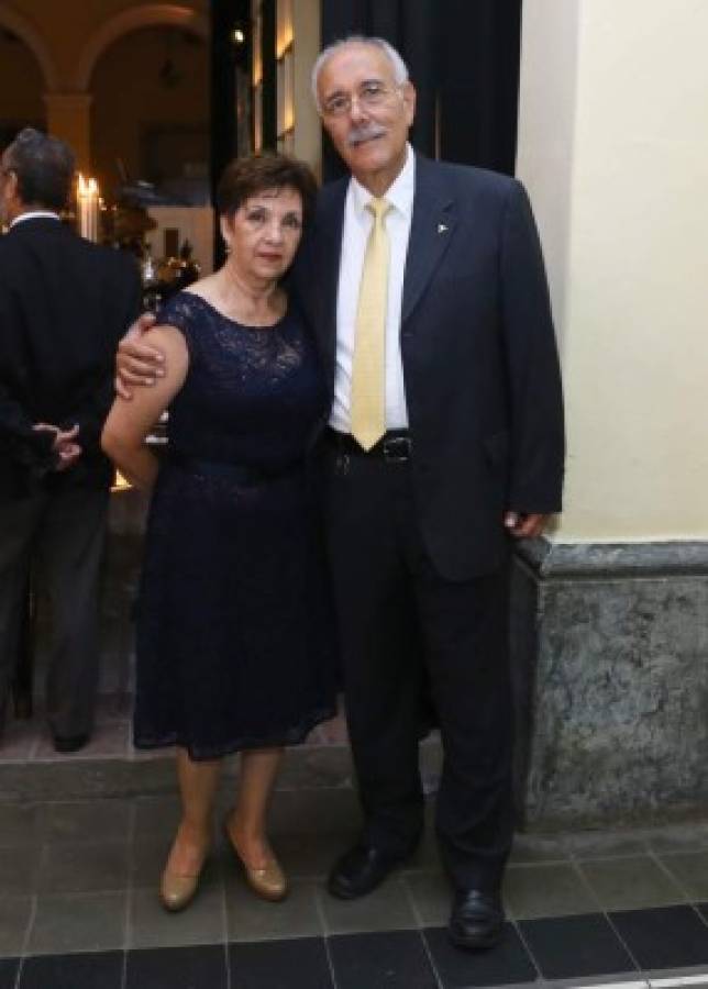 Cena de gala entre médicos otorrinos