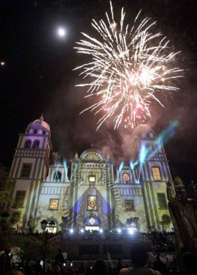 Realeza de Suyapa en tercera dimensión