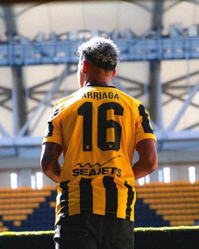 Kervin Arriaga y su nuevo equipo en Europa: Champions League y compañeros