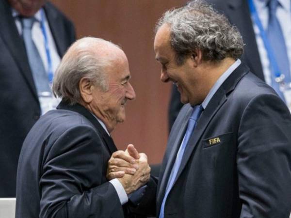 Blatter y Platini suspendidos de la FIFA por ocho años