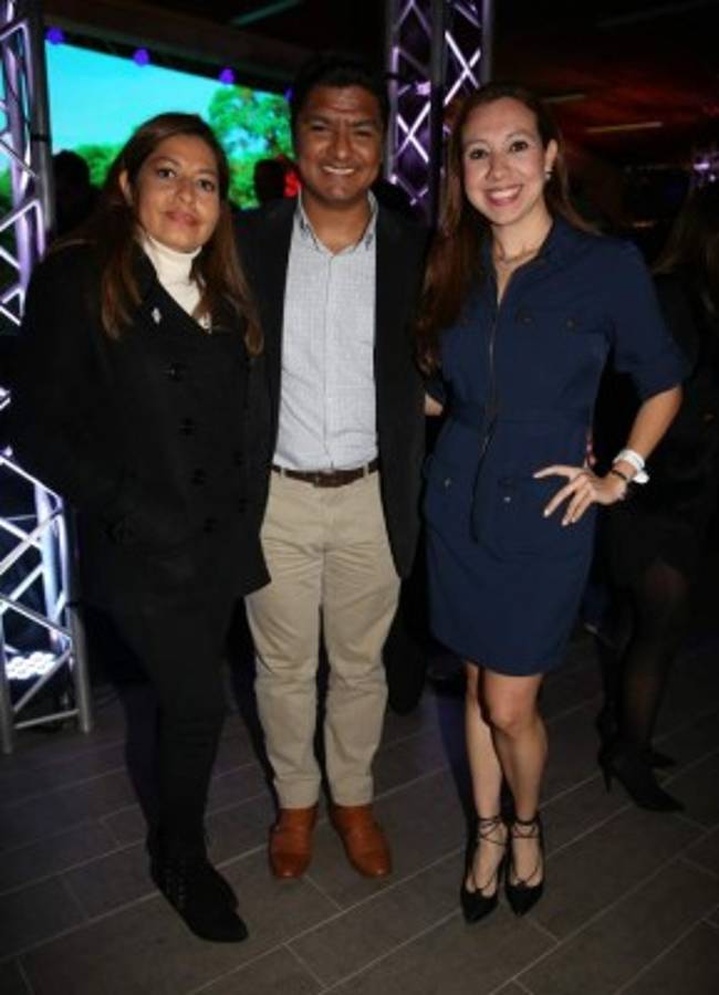 Artistas nacionales presentan canción 'Así te amo yo Honduras”