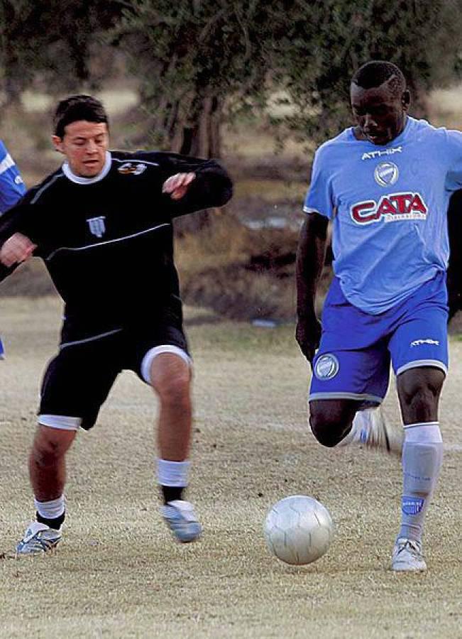 ¿Cuánto pagó Godoy Cruz por el fichaje del delantero Agustín Auzmendi?